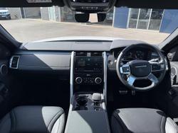 2025 Land Rover Discovery D350 Dynamic SE Series 5 MY25 4X4 Fuji White