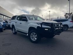 2021 Mitsubishi
Triton GLX+