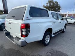 2021 Mitsubishi
Triton GLX+