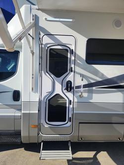 2023 Paradise MotorHomes INSPIRATION CLUB DELUXE (PRICE REDUCED)
