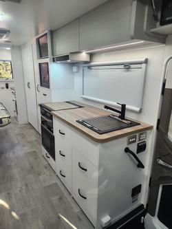 2023 Paradise MotorHomes INSPIRATION CLUB DELUXE (PRICE REDUCED)