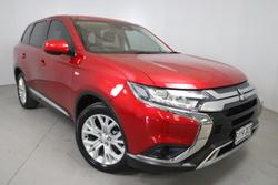 2021 Mitsubishi
Outlander ES
