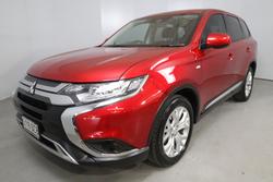 2021 Mitsubishi
Outlander ES