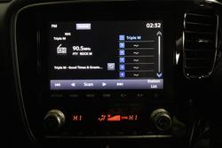 2021 Mitsubishi
Outlander ES