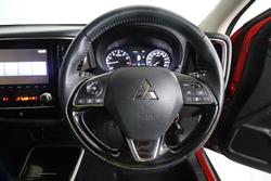 2021 Mitsubishi
Outlander ES