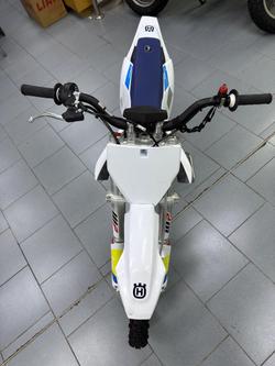 2020 Husqvarna EE 5 EE White
