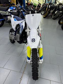 2020 Husqvarna EE 5 EE White