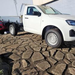 2024 Isuzu
                D-MAX SX