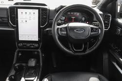2025 Ford
Everest Platinum