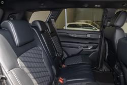 2025 Ford
Everest Platinum