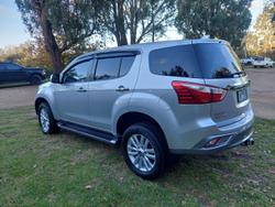 2018 Isuzu
MU-X LS-U