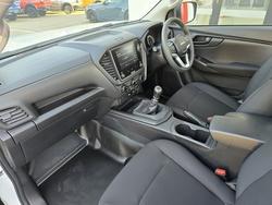 2025 Isuzu
D-MAX