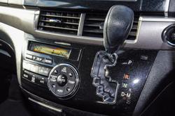 2014 Toyota Tarago GLi ACR50R MY13 White