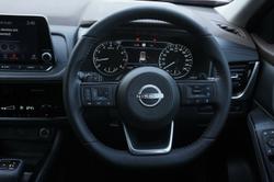 2022 Nissan
X-TRAIL ST-L