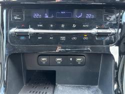 2022 Kia
Carnival Platinum