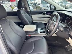 2022 Kia
Carnival Platinum
