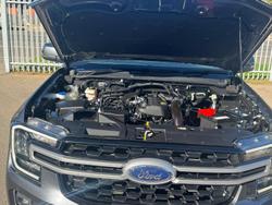 2023 Ford
                Everest Ambiente