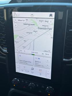 2023 Ford
                Everest Ambiente