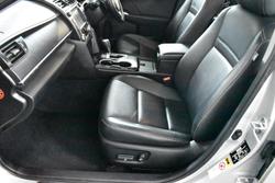 2016 Toyota
Camry Atara SL