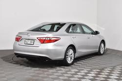 2016 Toyota
Camry Atara SL