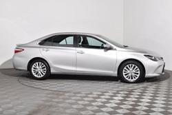 2016 Toyota
Camry Atara SL