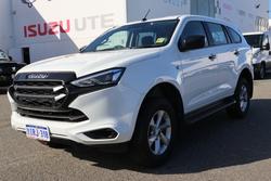 2023 Isuzu
                MU-X LS-M