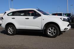 2023 Isuzu
                MU-X LS-M