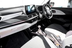 2024 Suzuki
Swift Hybrid Plus