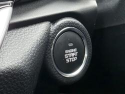2025 Isuzu
MU-X LS-T