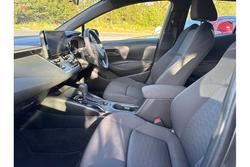 2022 Toyota
Corolla Ascent Sport Hybrid