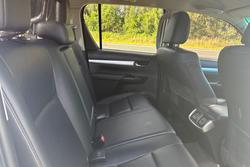 2018 Toyota
Hilux SR5