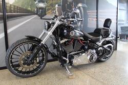 2017 Harley-davidson FXSB SOFTAIL BREAKOUT BLACK