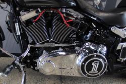2017 Harley-davidson FXSB SOFTAIL BREAKOUT BLACK