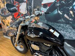 2009 Suzuki VZ800 (BOULEVARD M50) Black