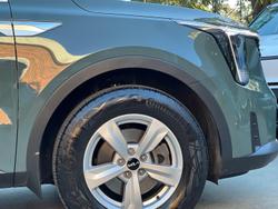 2024 Kia
Sorento S