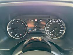 2024 Mitsubishi
Triton GLX-R