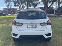2020 Mitsubishi
ASX ES