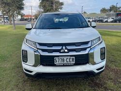 2020 Mitsubishi
ASX ES
