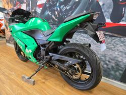 2012 Kawasaki NINJA 250R (EX250) BOB