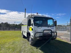2013 Isuzu Nps 300 White