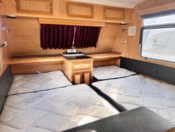 2007 Regal Commander 23Ft Semi Off-Road Couples - Immediate Delivery