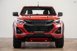 2024 Isuzu
D-MAX BLADE