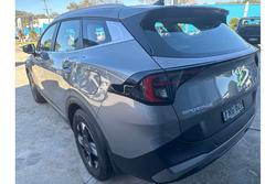 2025 Kia
                Sportage S