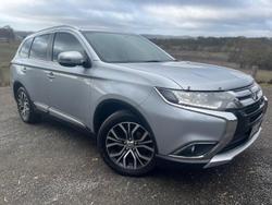 2015 Mitsubishi
Outlander LS