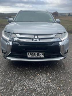 2015 Mitsubishi
Outlander LS