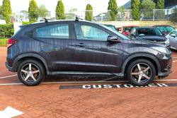 2017 Honda
HR-V VTi-S