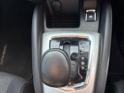2015 Nissan
                QASHQAI TS