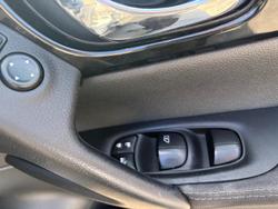 2015 Nissan
                QASHQAI TS