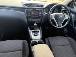 2015 Nissan
                QASHQAI TS