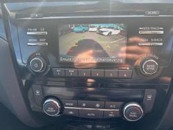 2015 Nissan
                QASHQAI TS